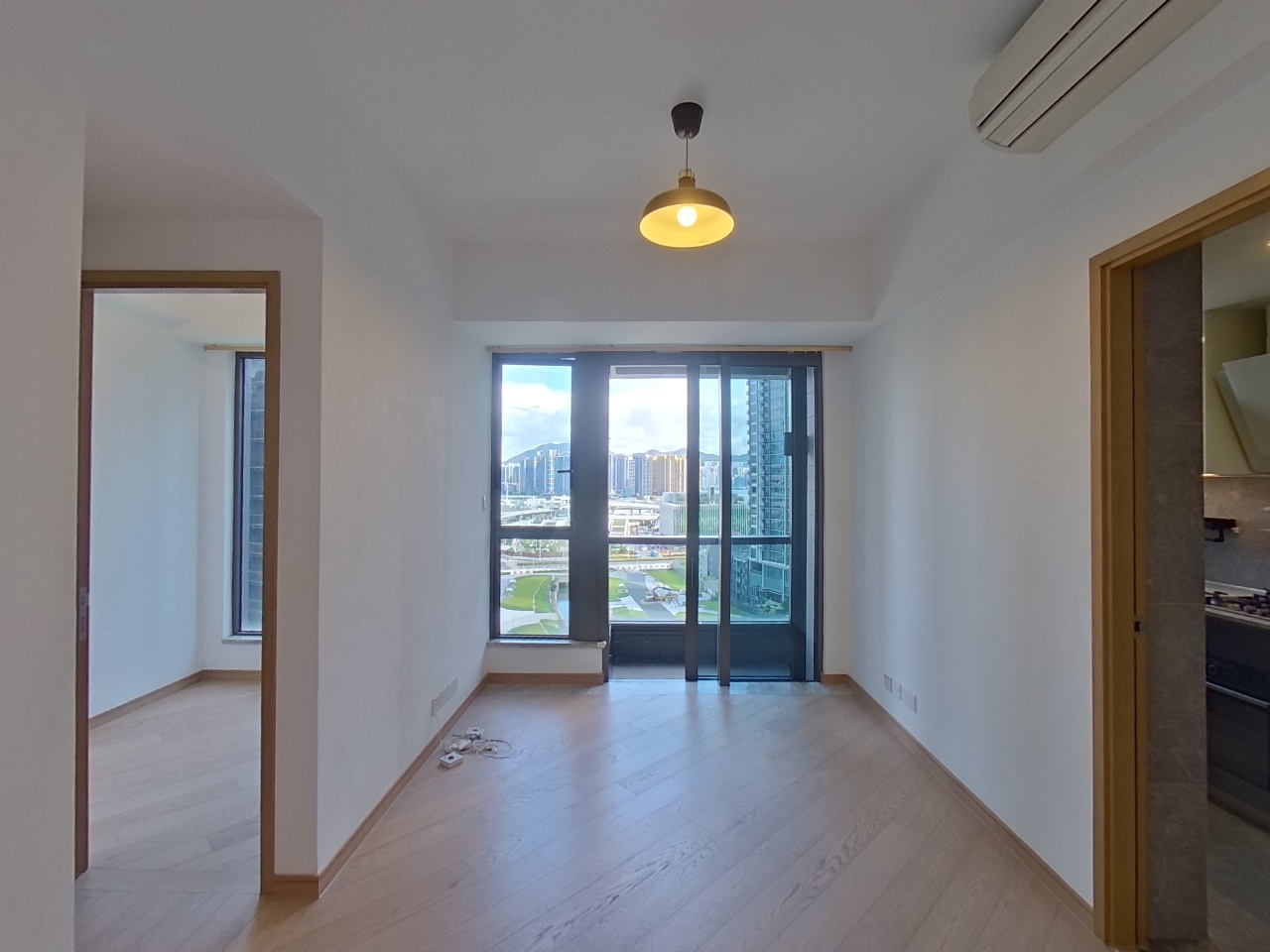 VIBE CENTRO TOWER 1A Medium Floor Zone Flat F To Kwa Wan/Kowloon City/Kai Tak/San Po Kong