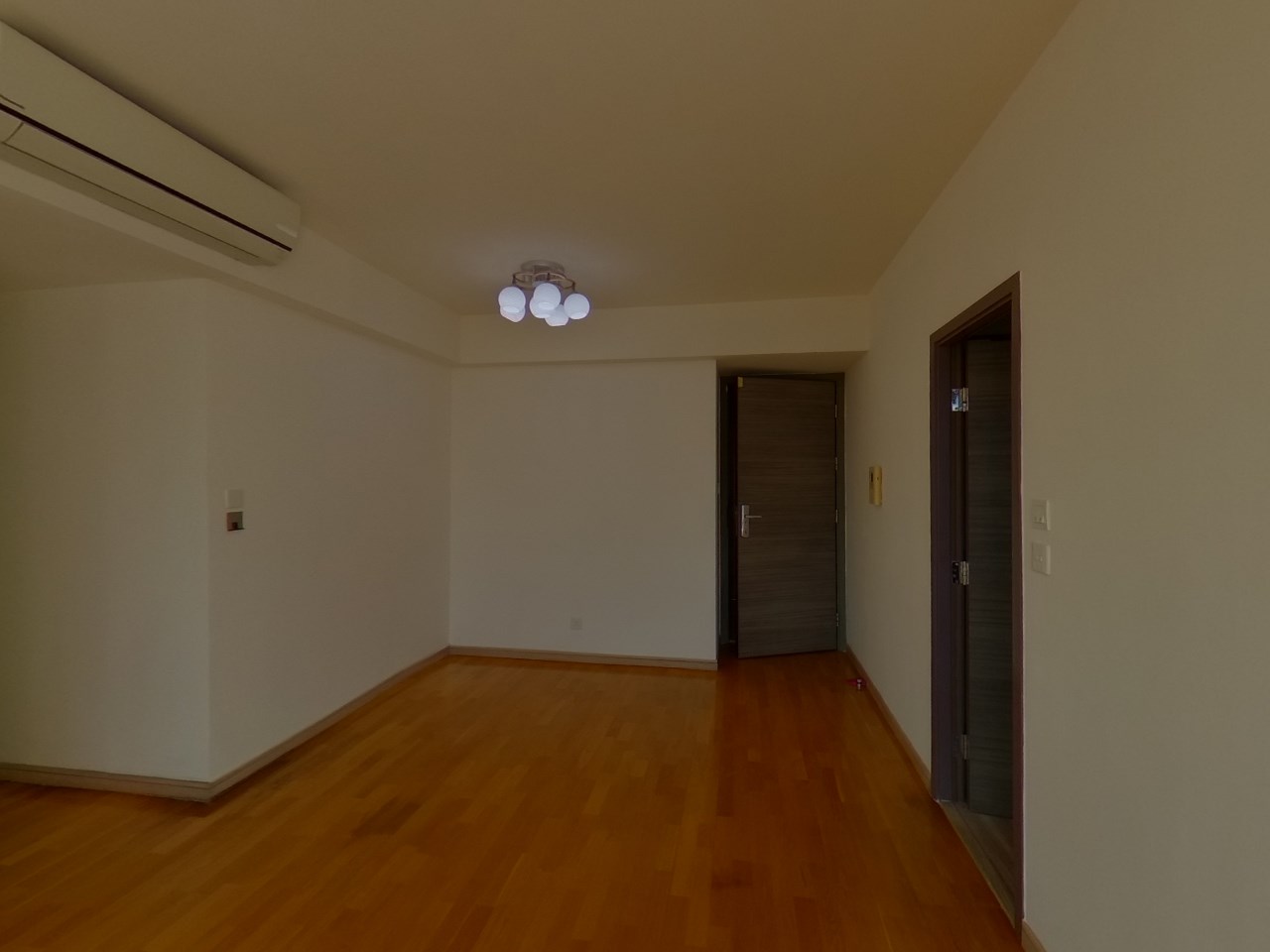 星汇居 1座 高层 F室 西九龙