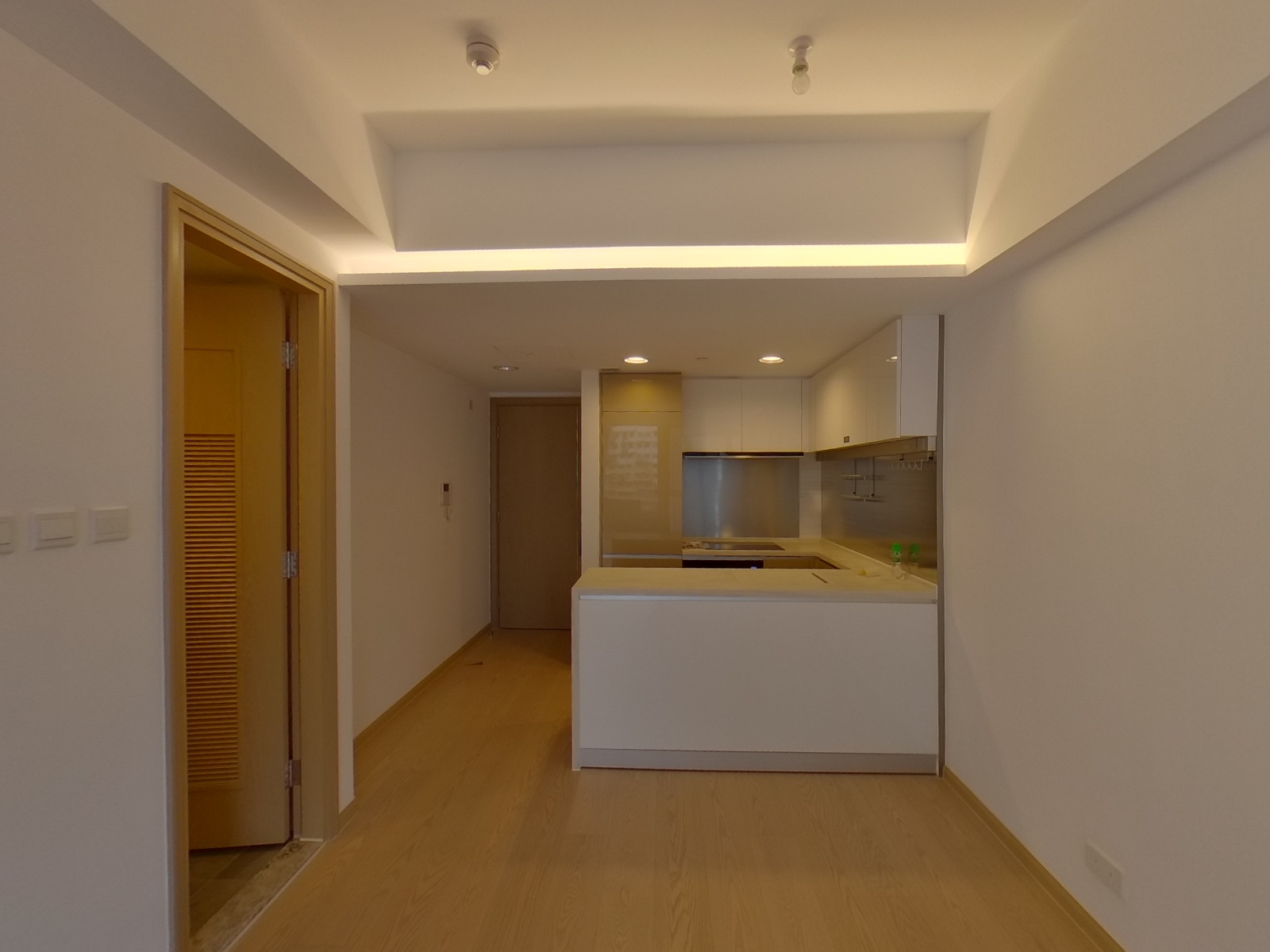 爱海颂 5座 低层 H室 西九龙