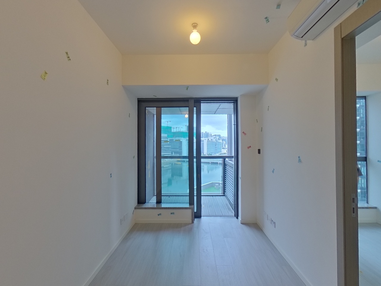TWIN VICTORIA TOWER 2A Medium Floor Zone Flat E To Kwa Wan/Kowloon City/Kai Tak/San Po Kong