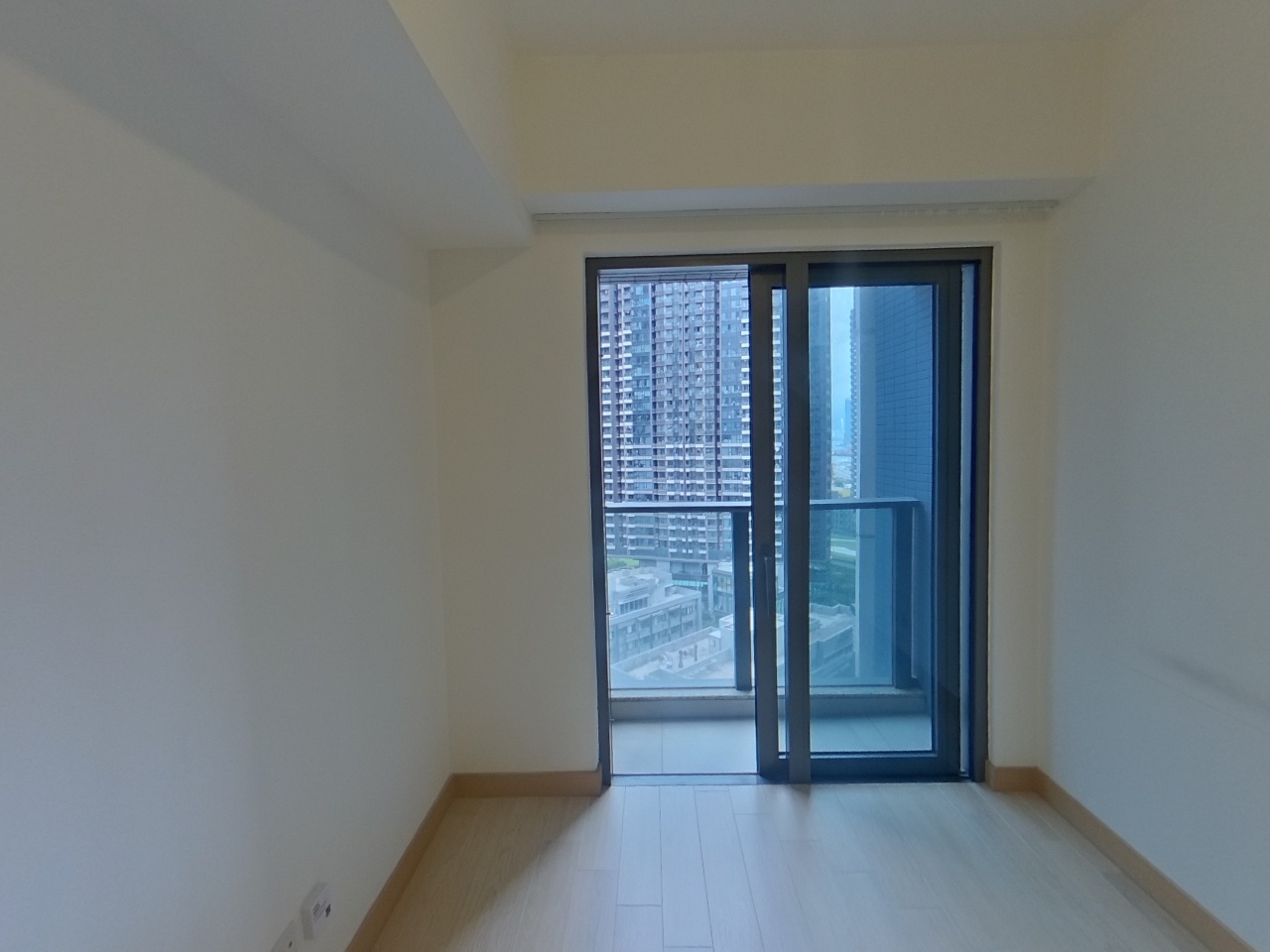 VICTORIA SKYE OCEAN WAVES TOWER 3 Medium Floor Zone Flat E To Kwa Wan/Kowloon City/Kai Tak/San Po Kong