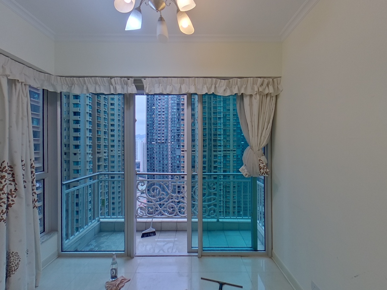 泓景臺 2期 7座 高層 A室 西九龍