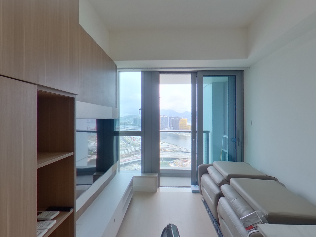 MONACO ONE PHASE 2 MONACO MARINE - Tower 1b Very High Floor Zone Flat D To Kwa Wan/Kowloon City/Kai Tak/San Po Kong
