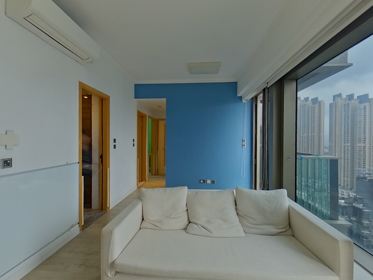 奥城．西岸 极高层 B室 奥运站/南昌