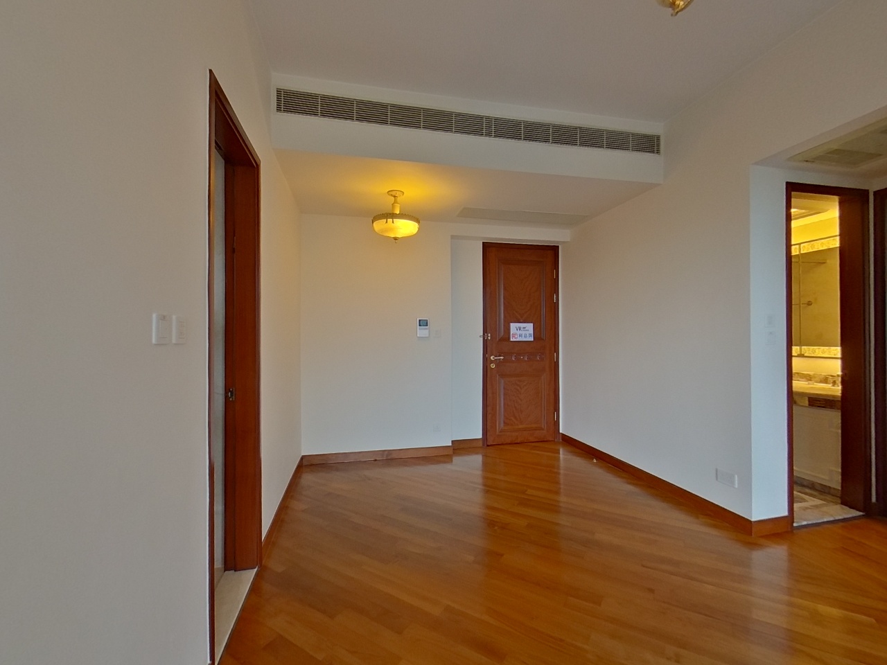 THE CORONATION TOWER 1 Low Floor Zone Flat C Kowloon Station/Tsim Sha Tsui/Jordan