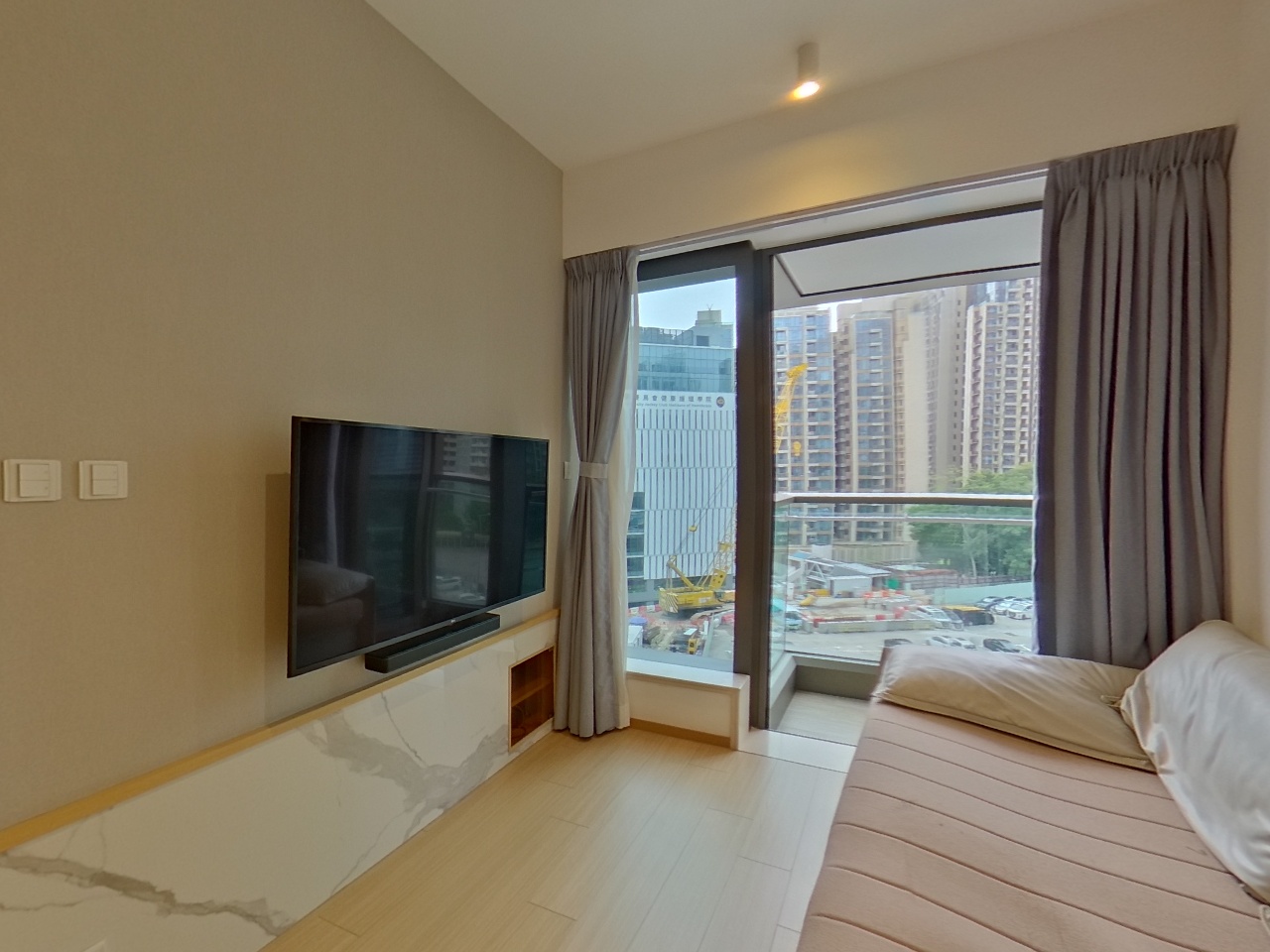 ONE HOMANTIN TOWER 2 Medium Floor Zone Flat B Ho Man Tin/Kings Park/Kowloon Tong/Yau Yat Tsuen