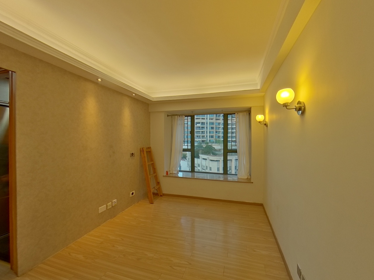 柏景湾 1期 7座 低层 E室 奥运站/南昌