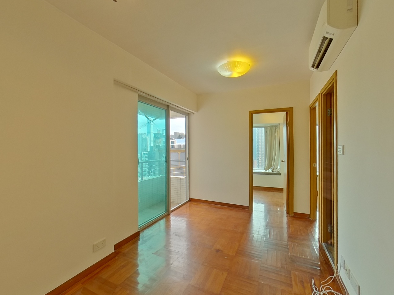 港湾豪庭 2期 10座 高层 D室 奥运站/南昌