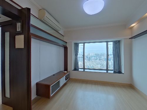 擎天半島 尖沙咀 中層 1673370 售盤