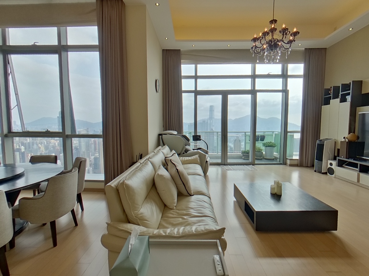 亮賢居 極高層 C室 奧運站/南昌