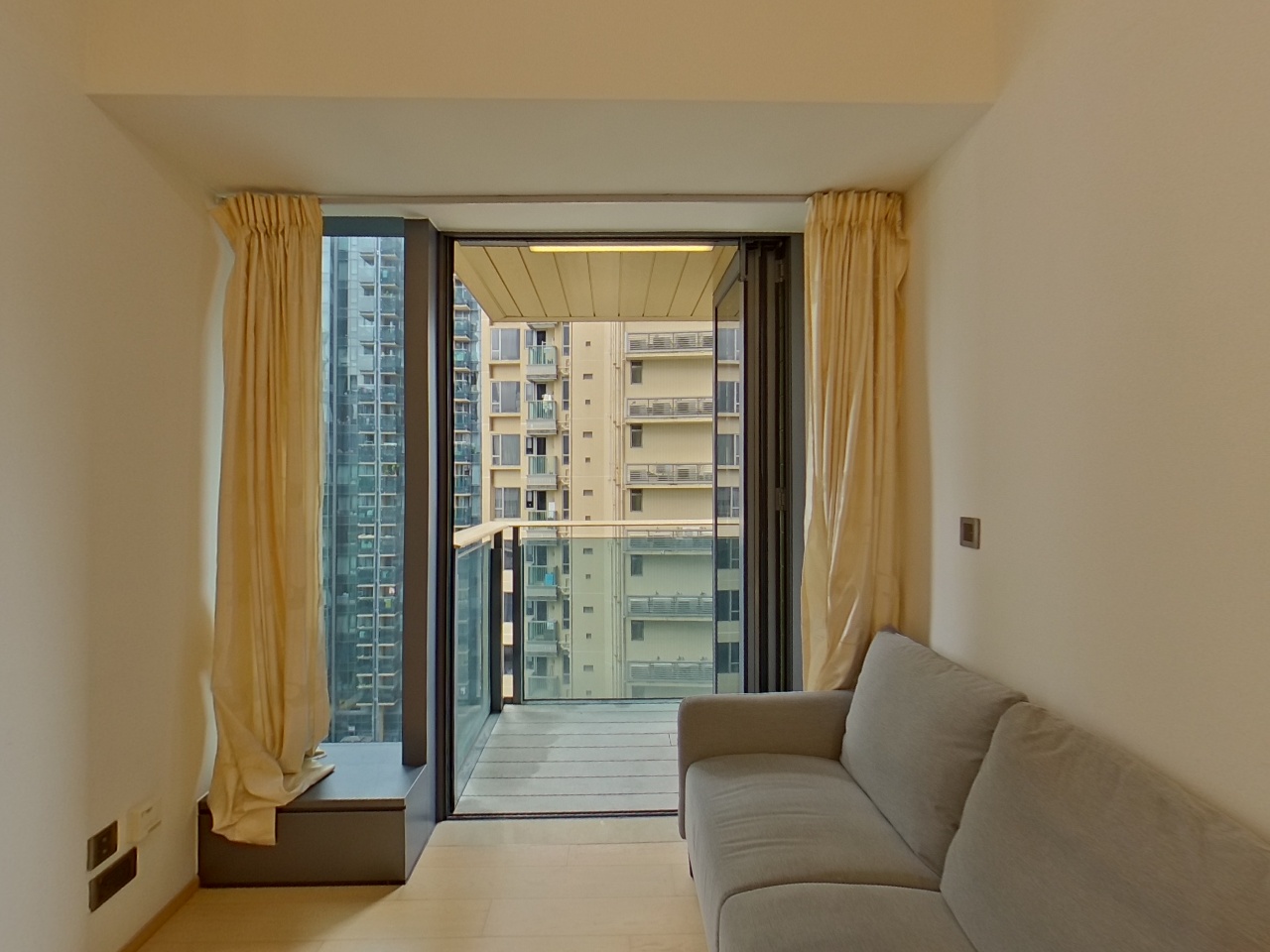 利奧坊．曉岸 2座 中層 C室 奧運站/南昌