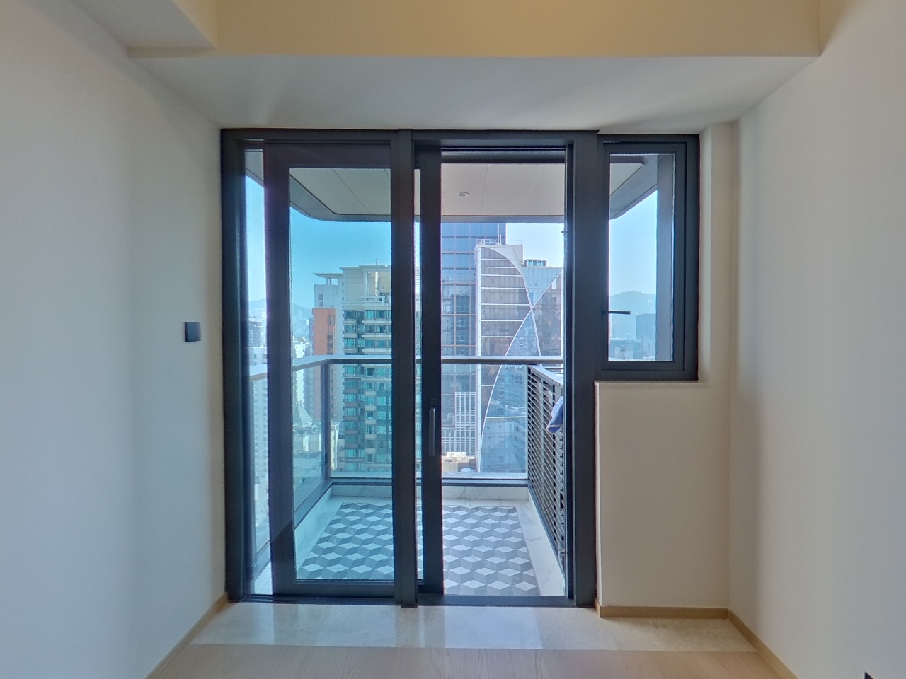 高临 A2座 高层 F室 九龙站/尖沙咀/佐敦