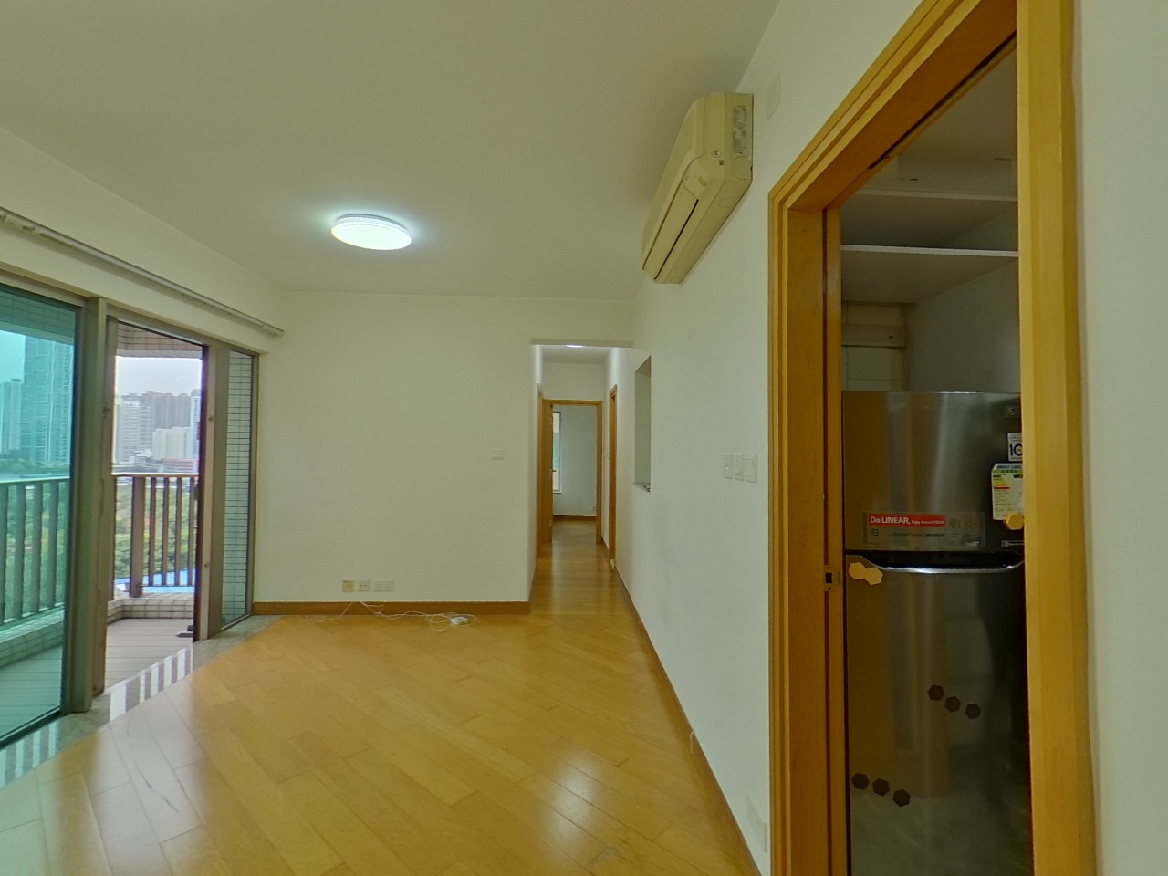 君汇港 5座 中层 F室 奥运站/南昌