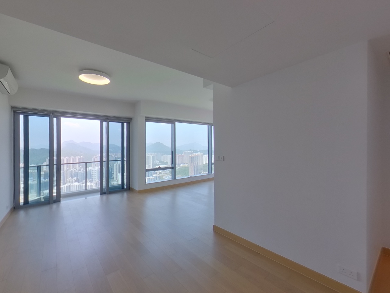 日出康城 5期A MALIBU 2B座 极高层 A室 将军澳