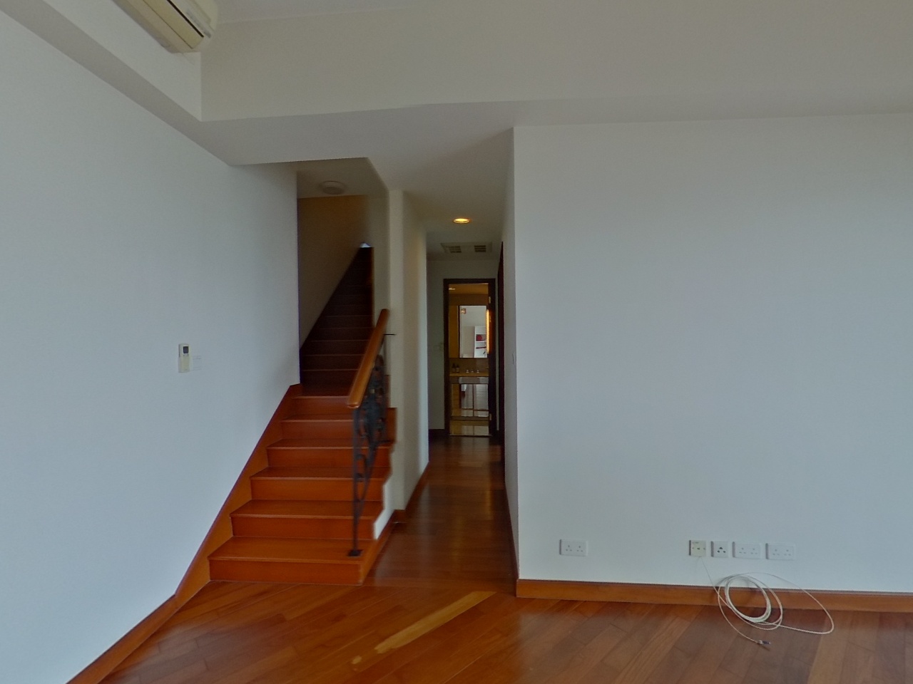 THE HERMITAGE TOWER 8 Very High Floor Zone Flat B Olympic Station/Nam Cheong