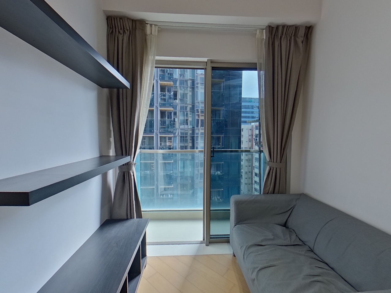 UPPER WEST Flat B Olympic Station/Nam Cheong