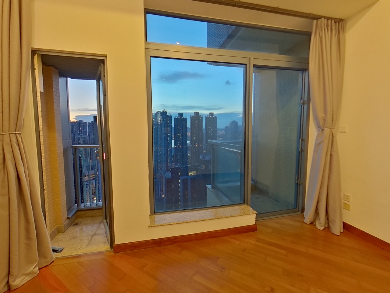 奥柏．御峯 1座 极高层 D室 奥运站/南昌