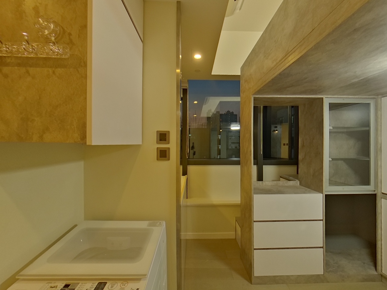 ENCHANTEE High Floor Zone Flat A Olympic Station/Nam Cheong