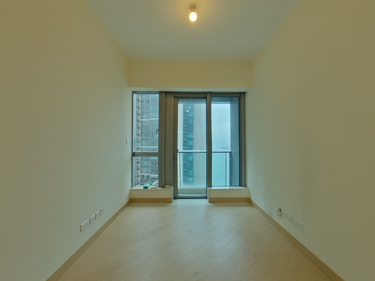 维港滙 1期 3A座 中层 D室 奥运站/南昌