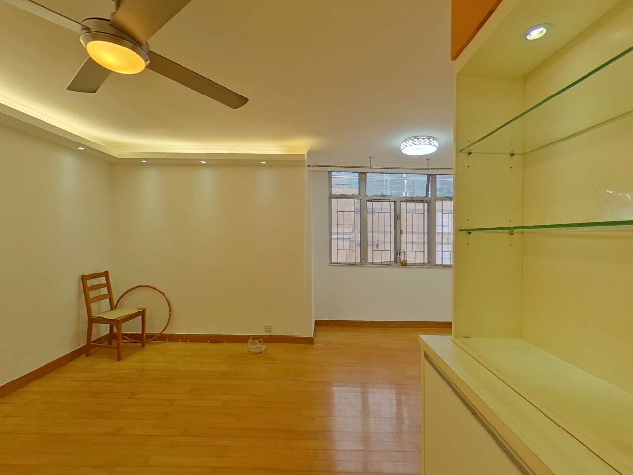 德福花園 A座 高層 02室 九龍灣/牛池灣/鑽石山/黃大仙