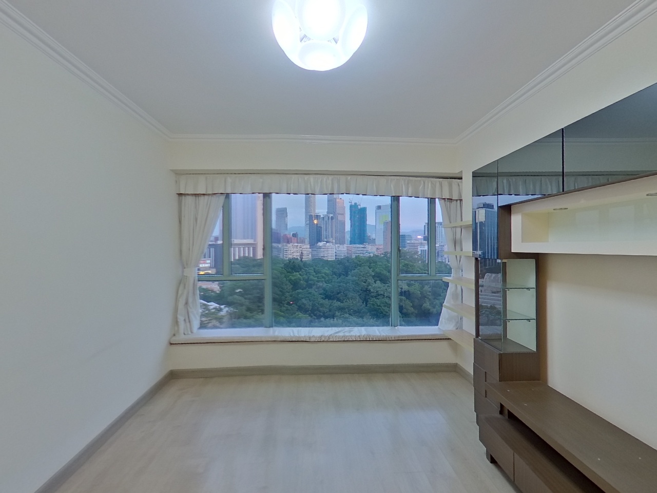 港景峯 1座 低層 C室 九龍站/尖沙咀/佐敦