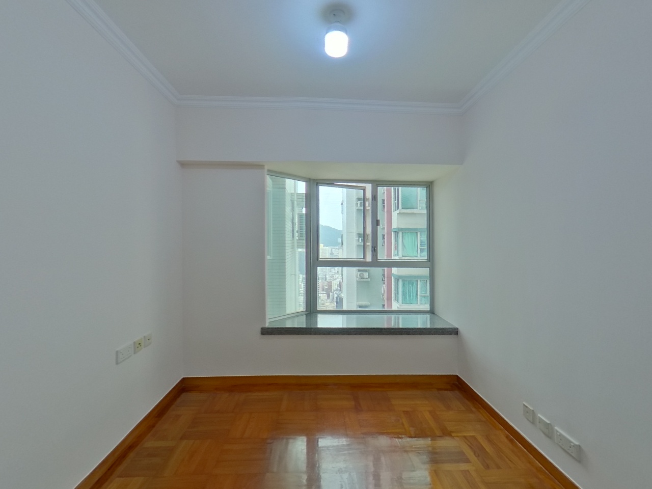 港灣豪庭 1期 2座 極高層 B室 奧運站/南昌