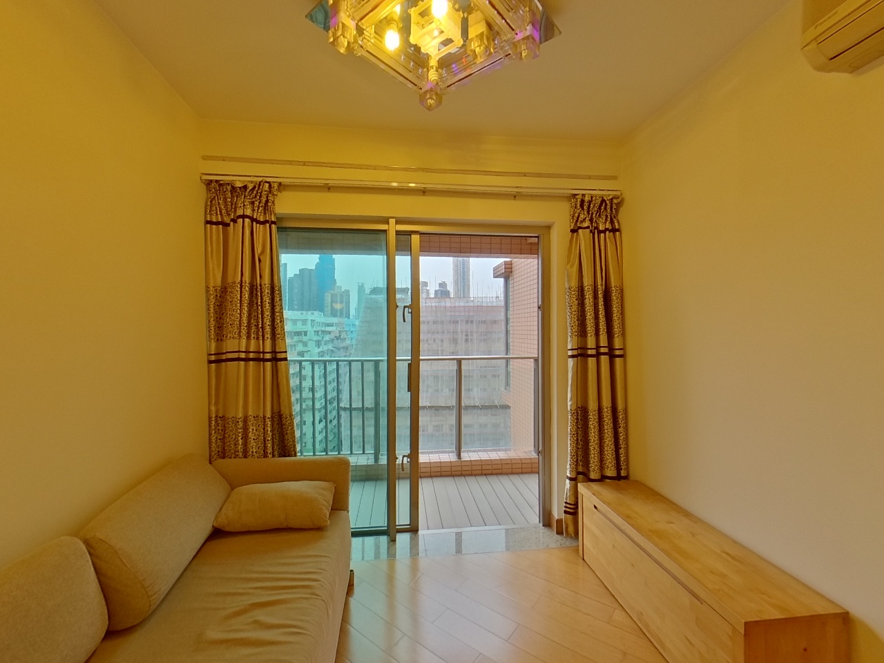 HARBOUR GREEN TOWER 5 Low Floor Zone Flat H Olympic Station/Nam Cheong
