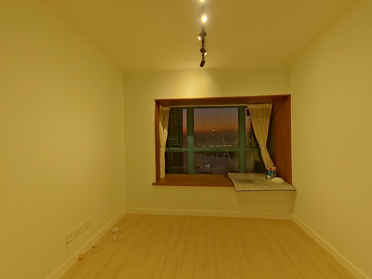 浪澄灣 6座 極高層 A室 奧運站/南昌