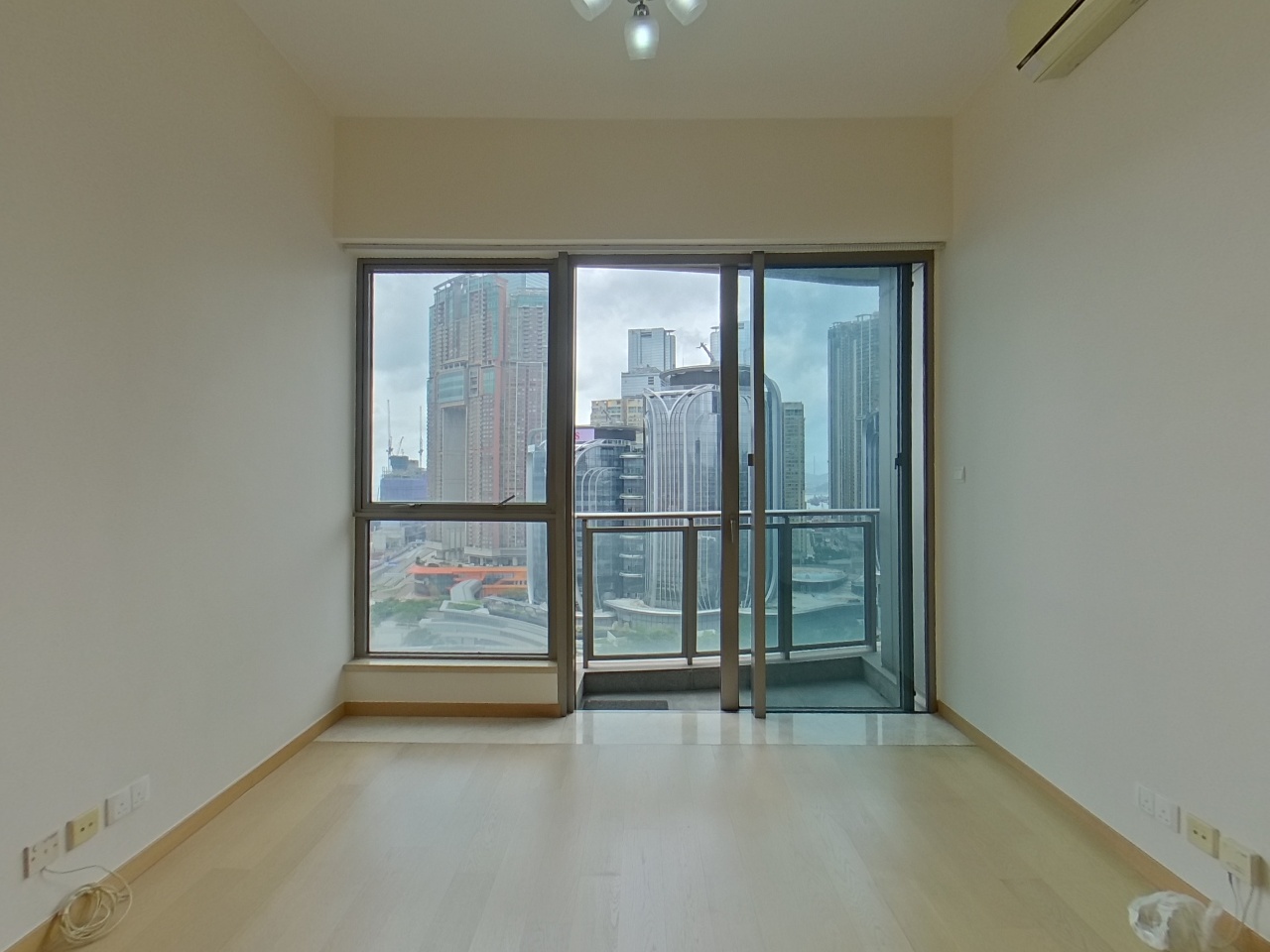 GRAND AUSTIN 3座 高層 B室 九龍站/尖沙咀/佐敦