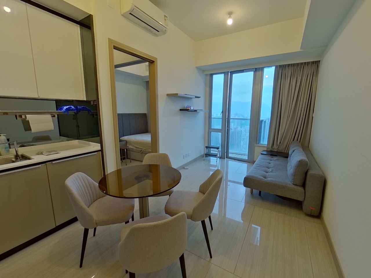 CULLINAN WEST PHASE 2A - Tower 2b Very High Floor Zone Flat C Olympic Station/Nam Cheong