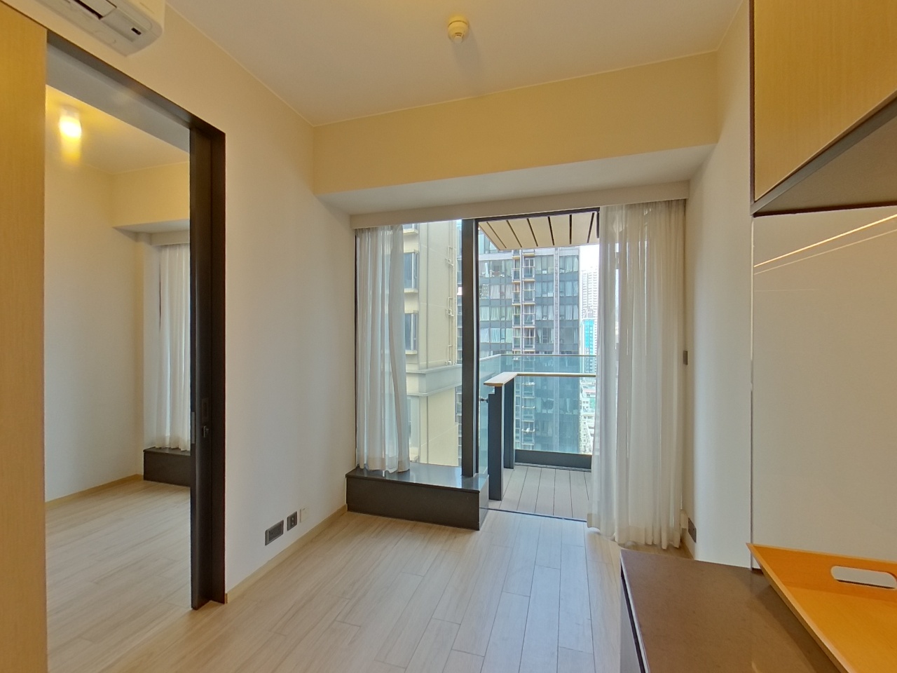 利奥坊．凯岸 2座 极高层 F室 奥运站/南昌