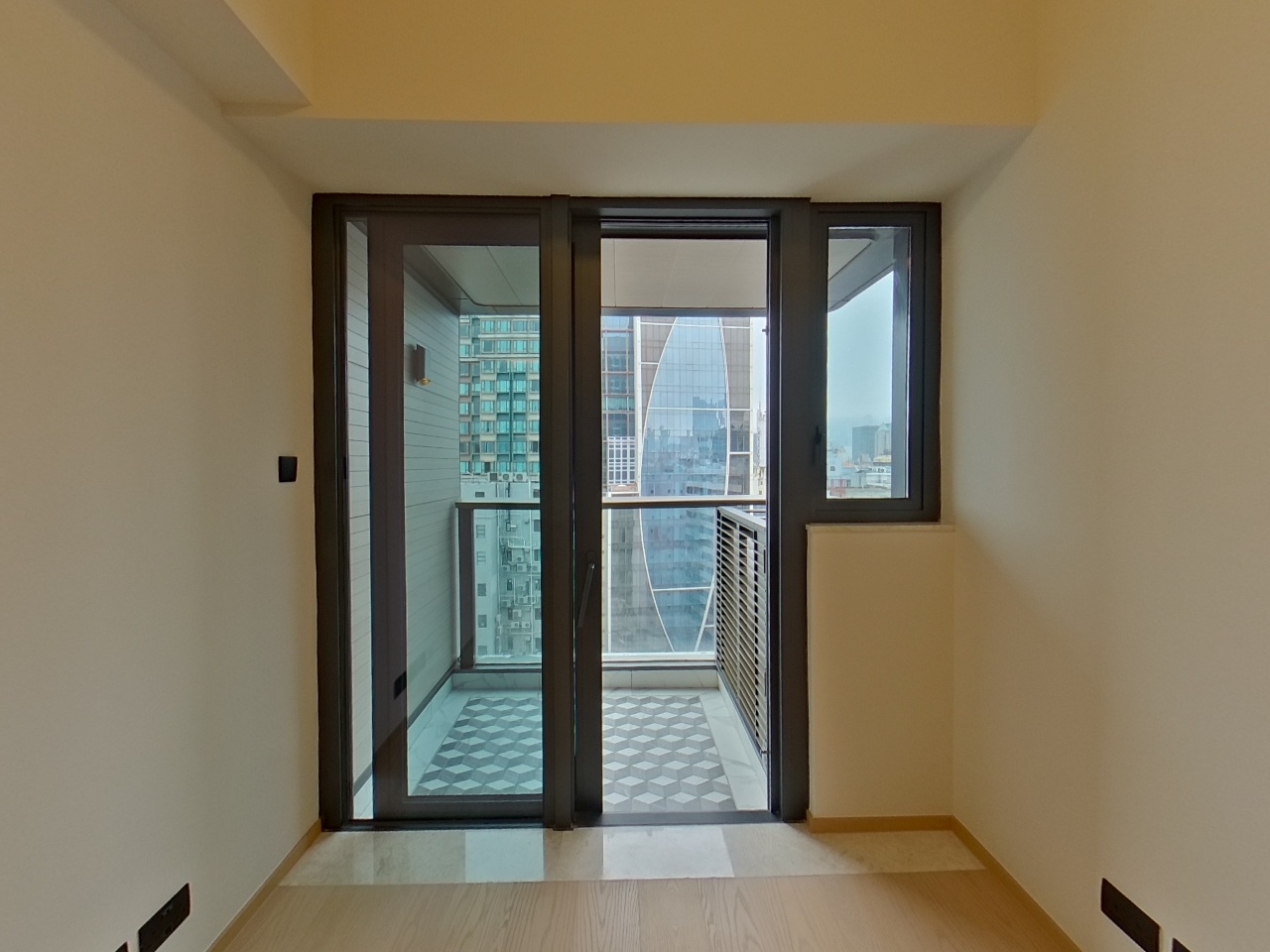 高临 A2座 低层 G室 九龙站/尖沙咀/佐敦