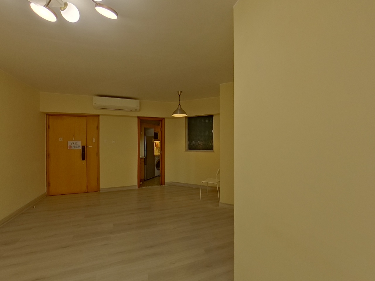 THE WATERFRONT PHASE 1 - Tower 2 Low Floor Zone Flat F Kowloon Station/Tsim Sha Tsui/Jordan