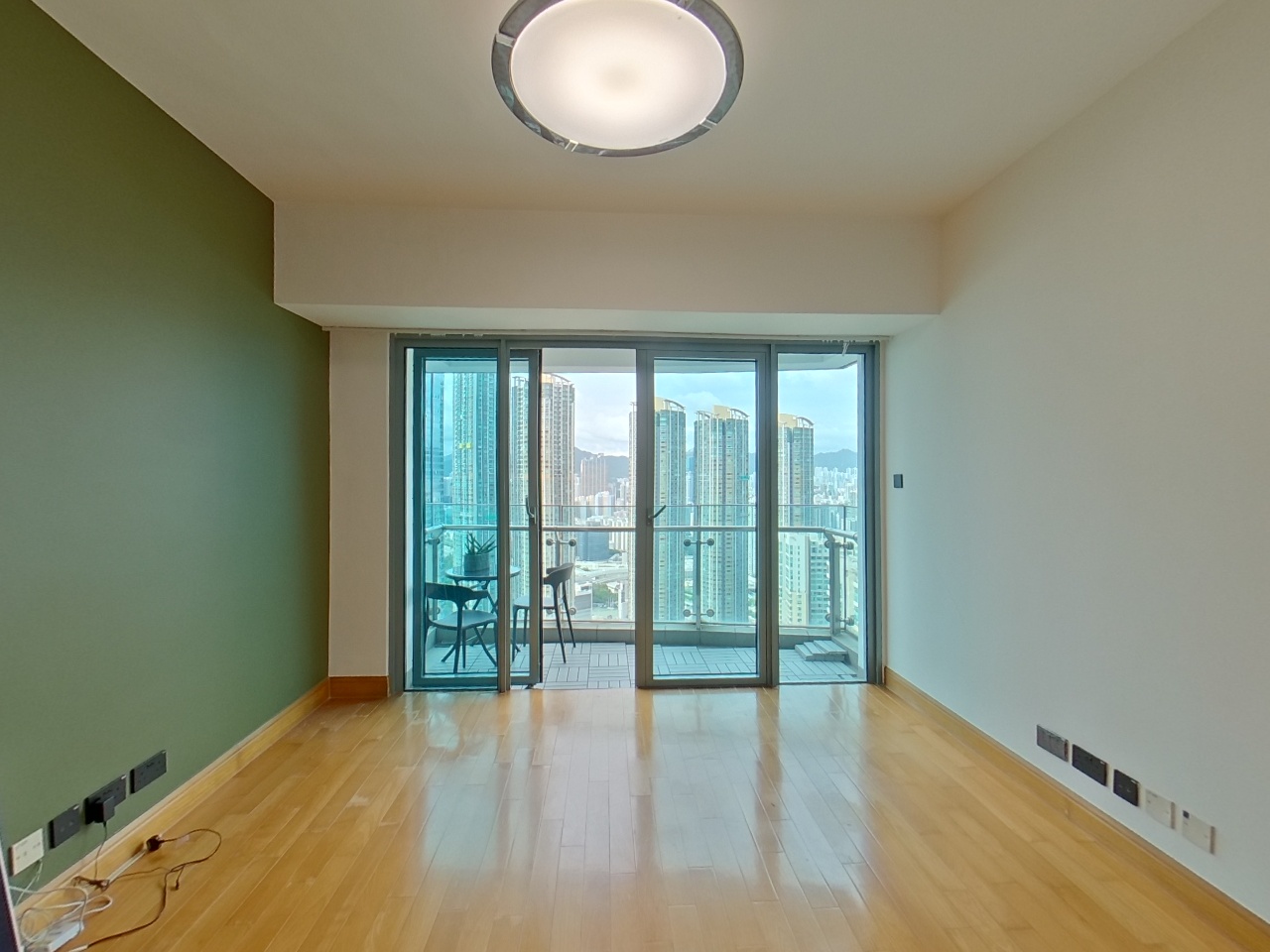 君臨天下 3座 高層 F室 九龍站/尖沙咀/佐敦