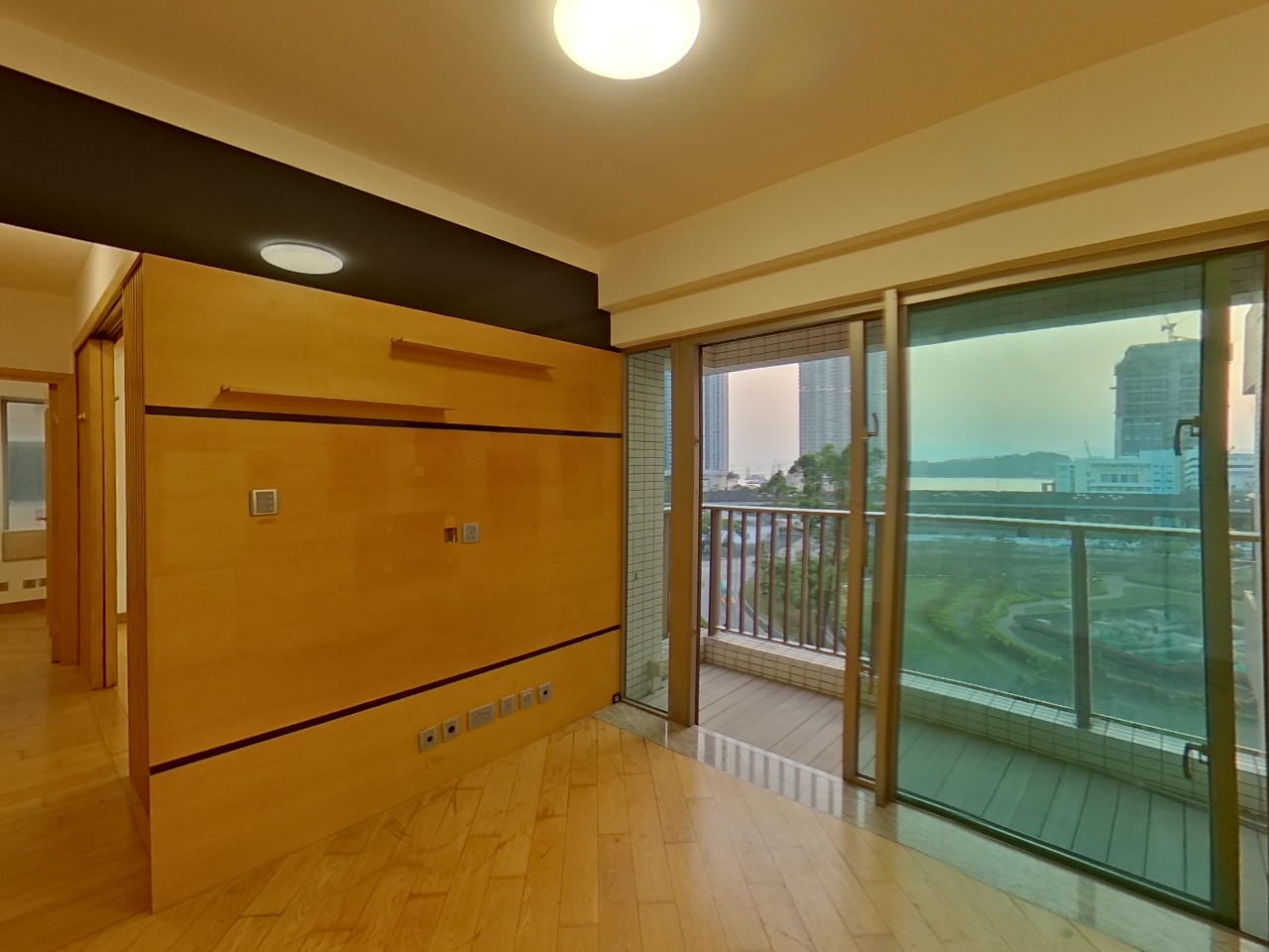 君匯港 6座 低層 C室 奧運站/南昌