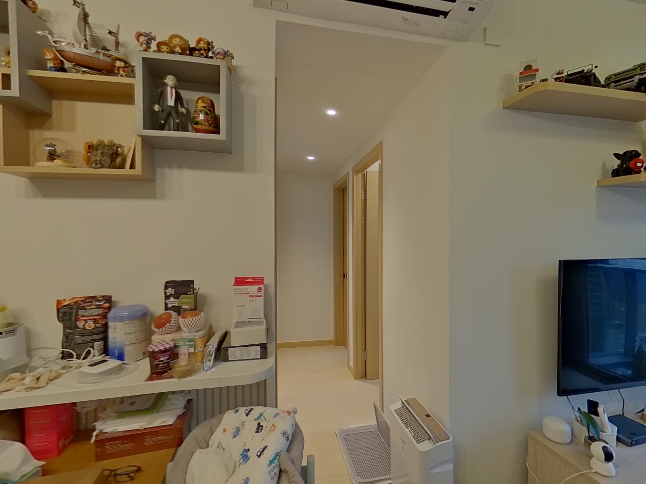 LOHAS PARK PHASE 9C OCEAN MARINI - Tower 1 (1a) Medium Floor Zone Flat C Tseung Kwan O