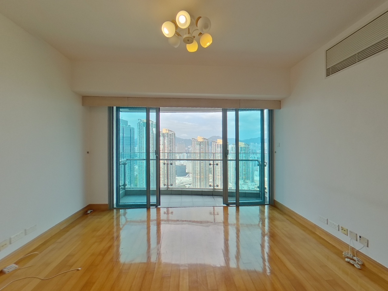 君臨天下 3座 極高層 F室 九龍站/尖沙咀/佐敦