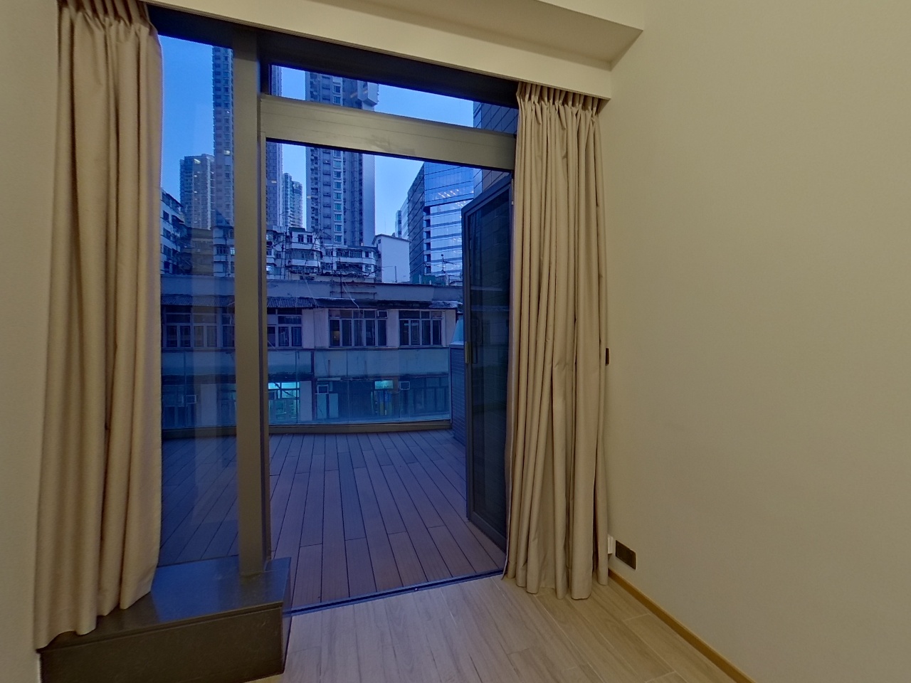 利奥坊．凯岸 2座 低层 B室 奥运站/南昌