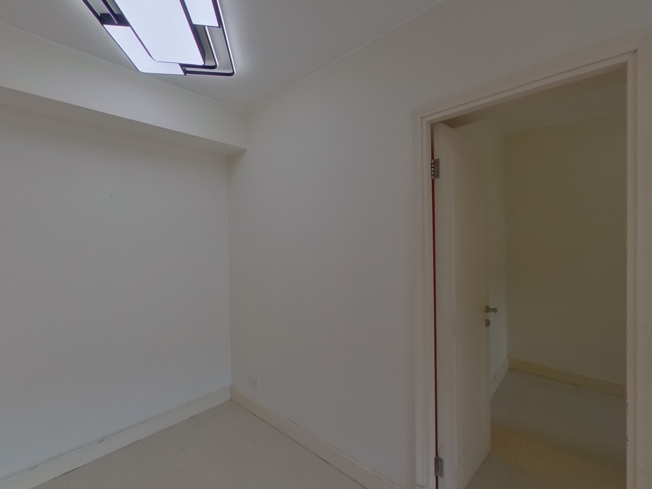 都会駅 2期 城中駅 6座 低层 E室 将军澳