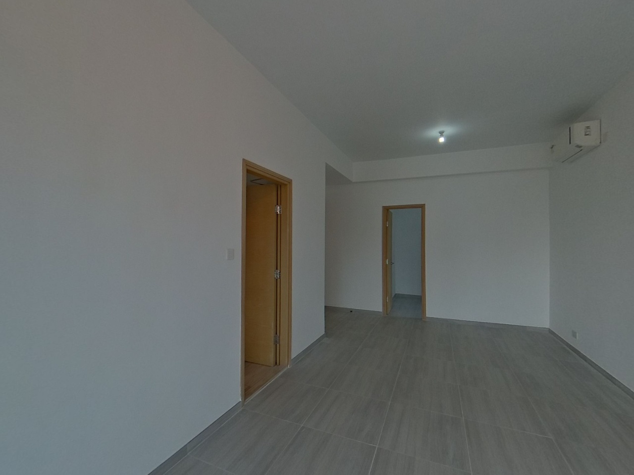 现崇山 2座 中层 D室 九龙湾/牛池湾/钻石山/黄大仙