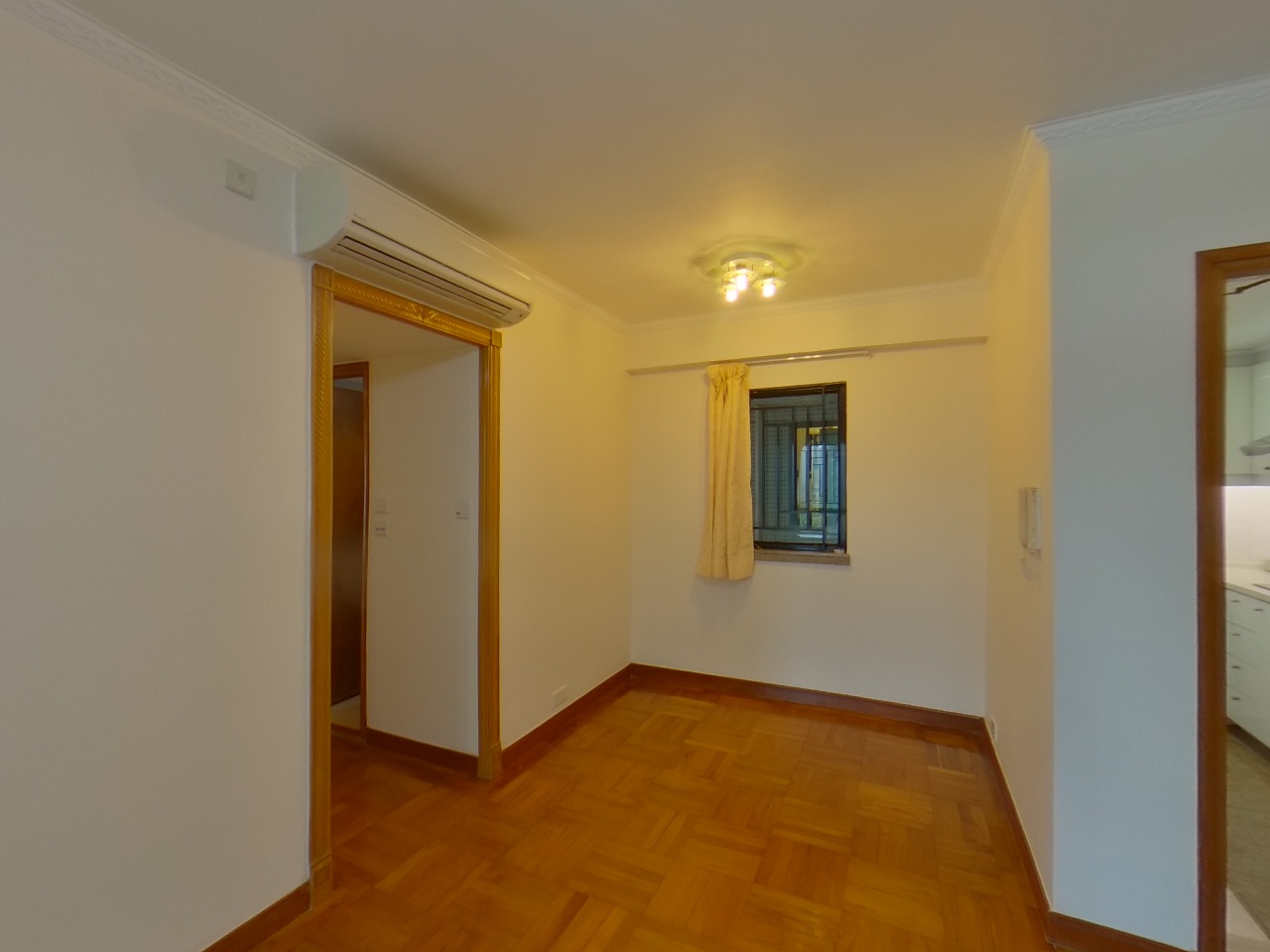 新都城 3期 都會豪庭 4座 低層 F室 將軍澳