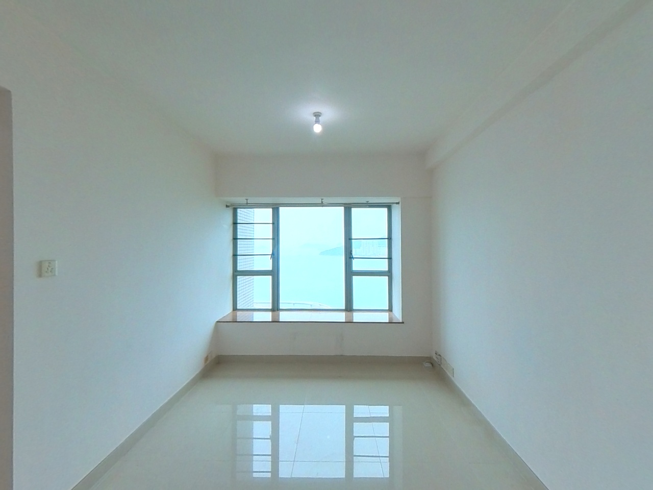OCEAN SHORES PHASE 1 - Tower 1 Very High Floor Zone Flat C Tseung Kwan O