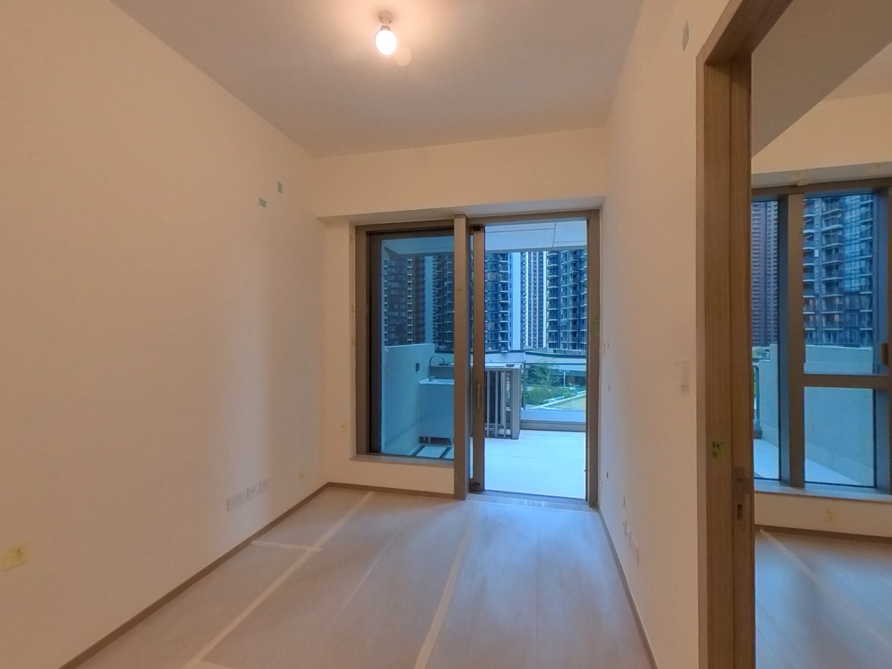 LOHAS PARK PHASE 11B VILLA GARDA I - Tower 1 (1b) Low Floor Zone Flat B Tseung Kwan O