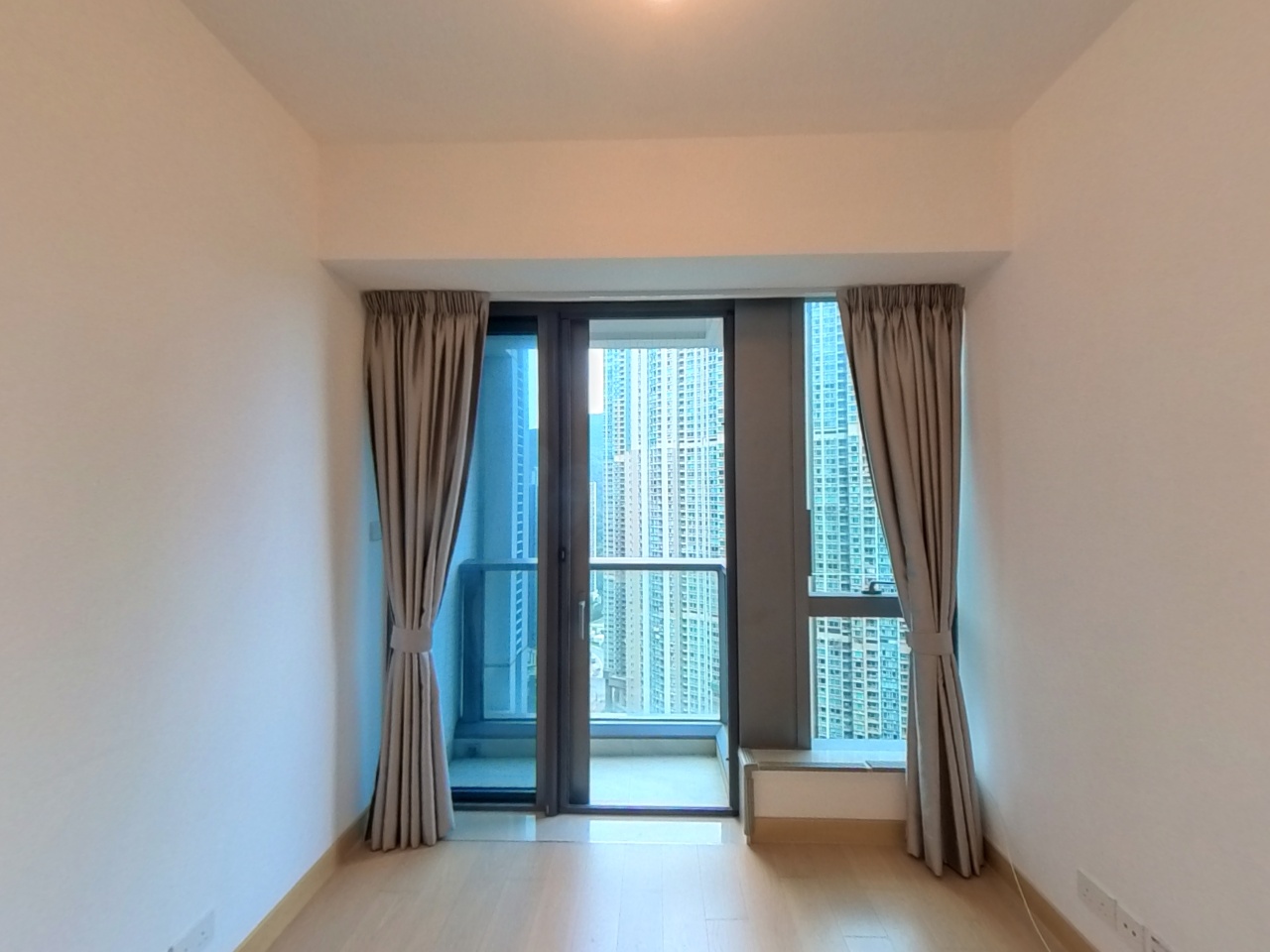 LOHAS PARK PHASE 7A MONTARA - Tower 2 (2b) High Floor Zone Flat C Tseung Kwan O