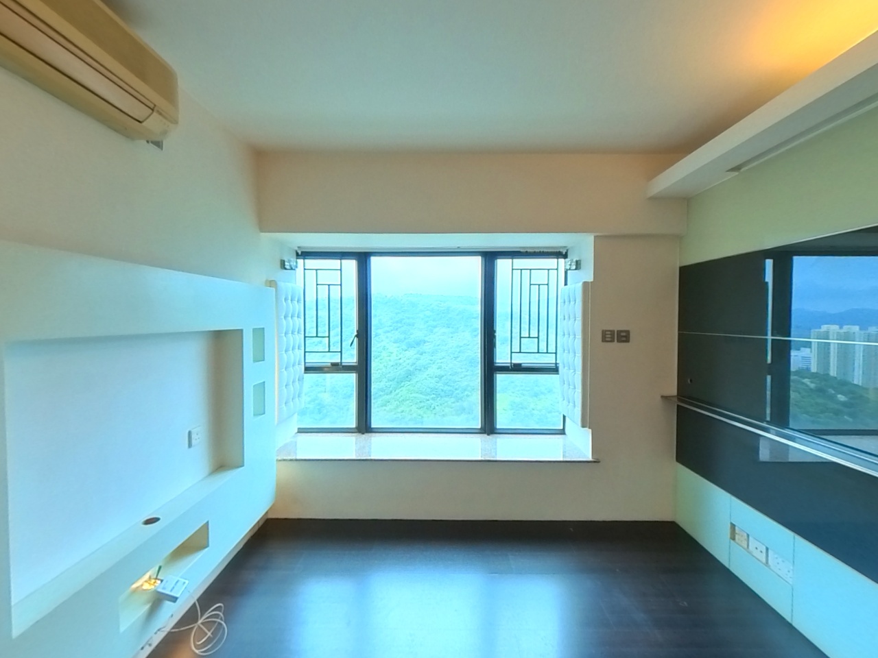 OSCAR BY THE SEA PHASE 2 - Block 5 High Floor Zone Flat G Tseung Kwan O