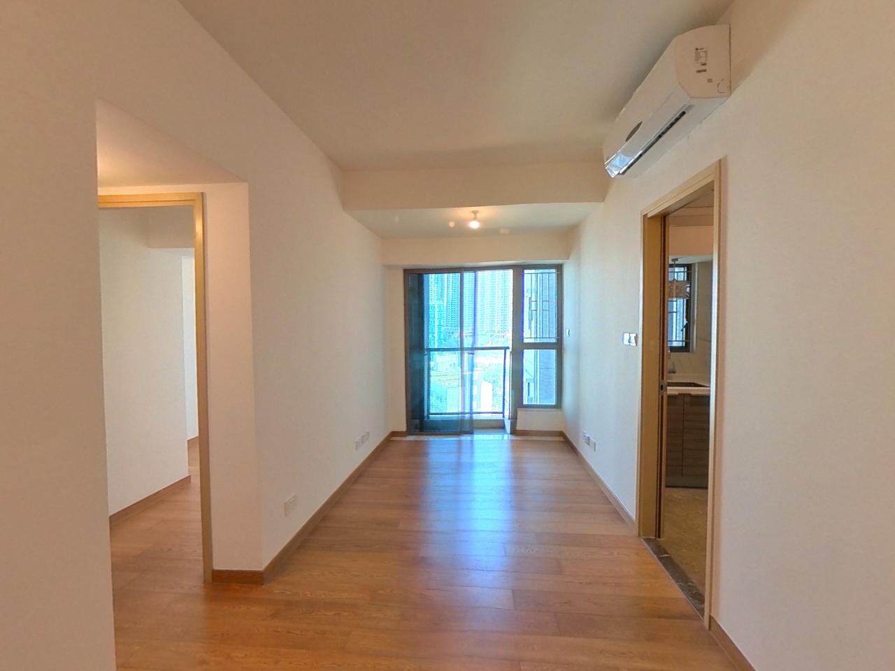 海翩滙 1座 极高层 E室 将军澳