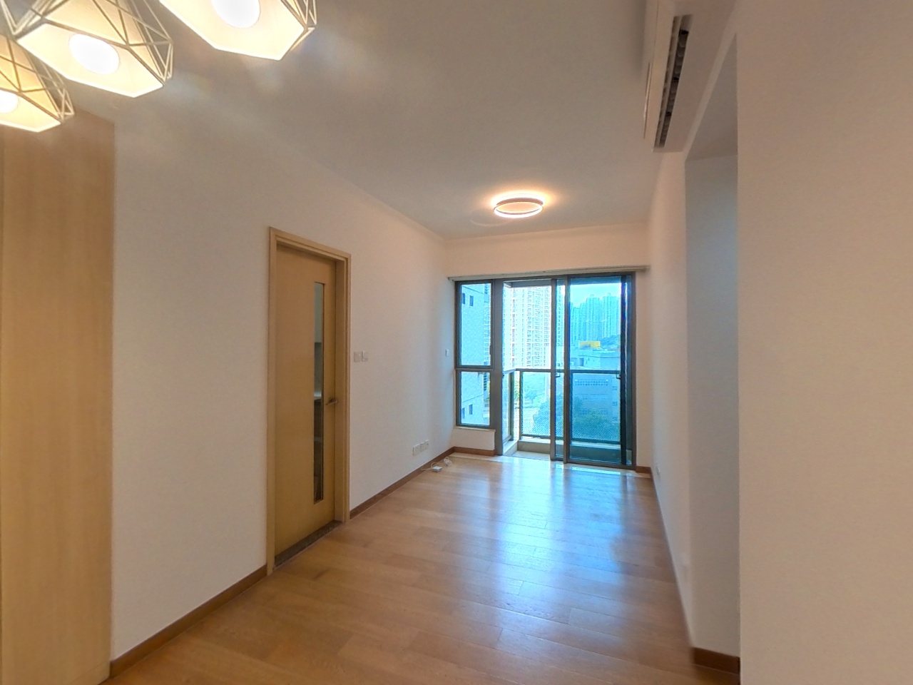 海翩滙 3座 中层 E室 将军澳
