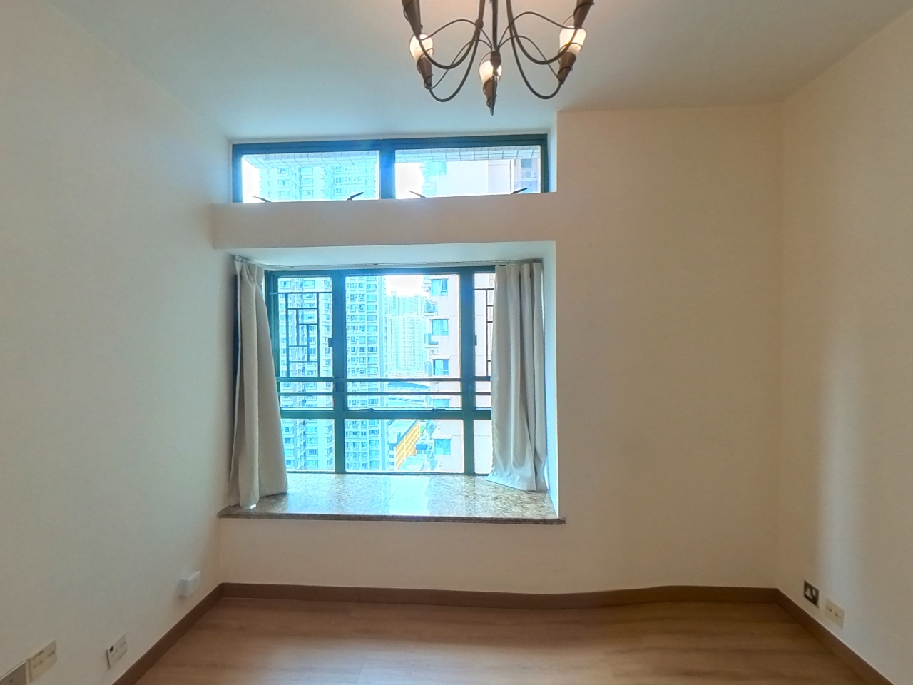 東港城 1座 高層 G室 將軍澳