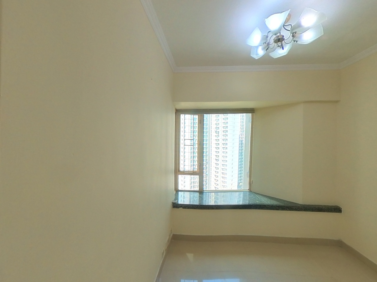 新宝城 3座 中层 D室 将军澳