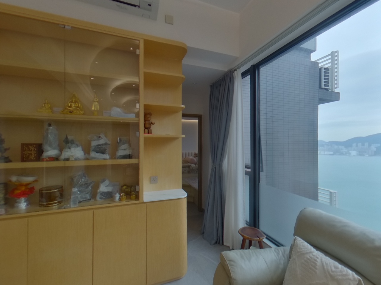 LOHAS PARK PHASE 4A WINGS AT SEA - Tower 1b Very High Floor Zone Flat A Tseung Kwan O